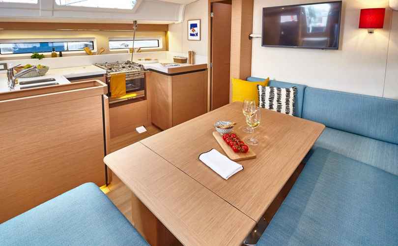 Sun Odyssey 490