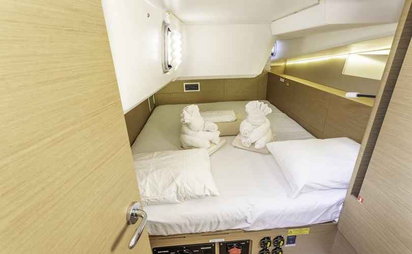 Sun Odyssey 490