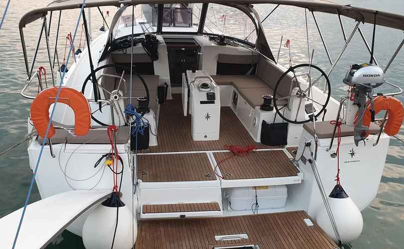 Sun Odyssey 490