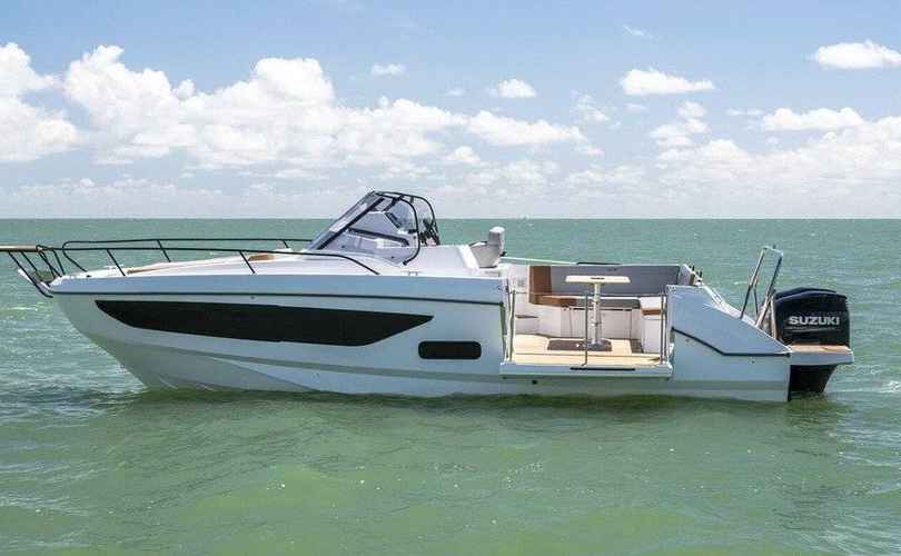 Photo Flyer 9 Sundeck (2025)