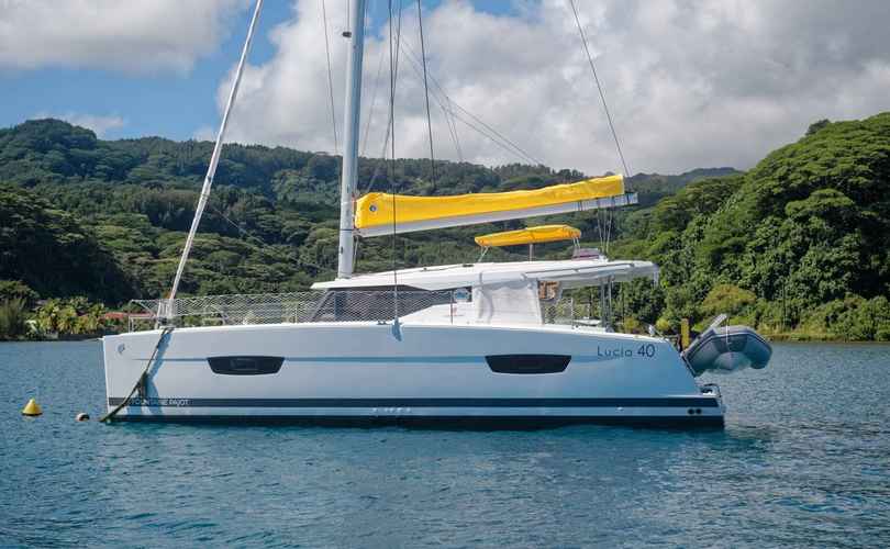 Lucia 40