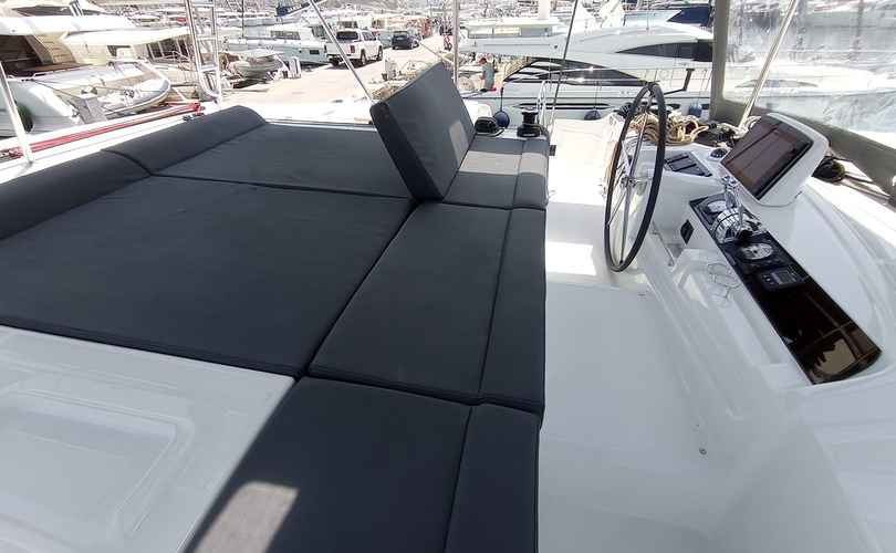 Lagoon 46