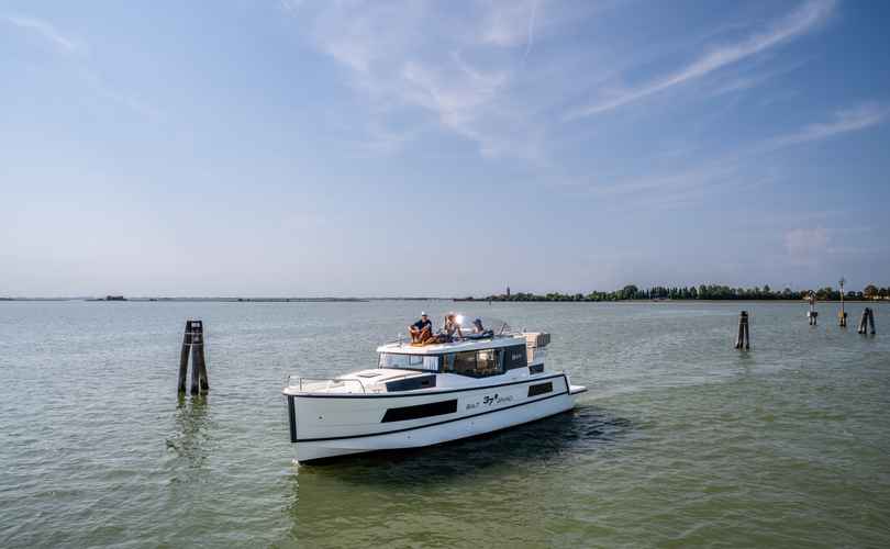 Photo Grand 37 (2025)