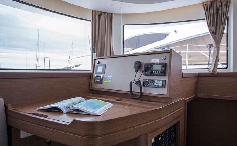 Lagoon 42