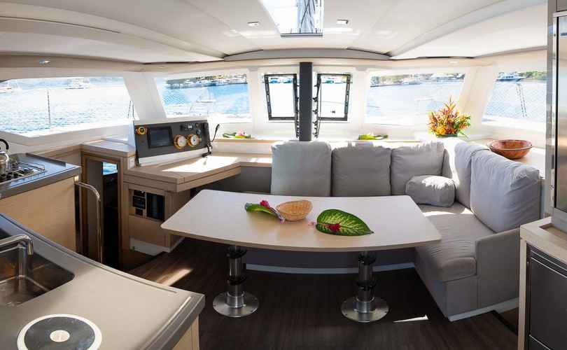 Lucia 40