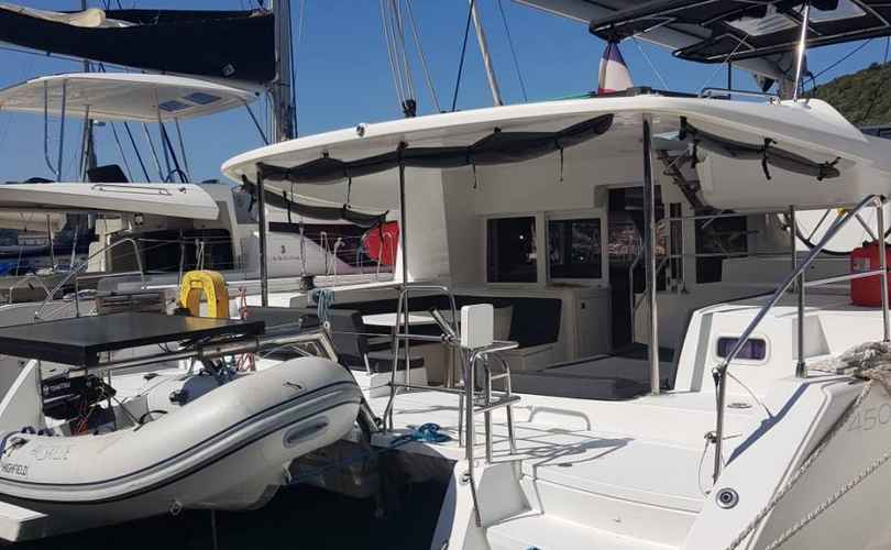 Lagoon 450 SporTop