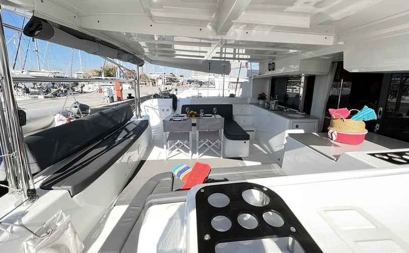 Lagoon 46