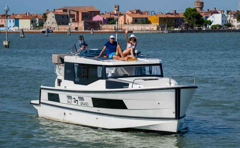 Photo Grand 37 (2025)