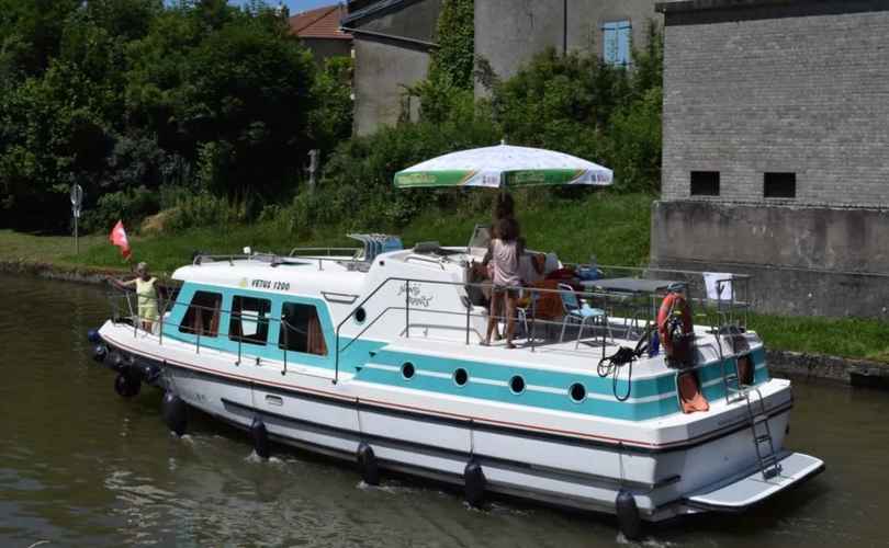 Vetus 1200