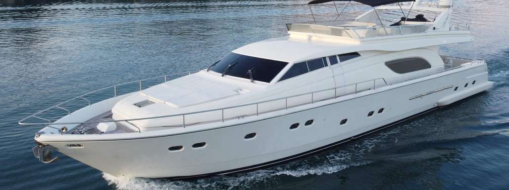 Ferretti 80