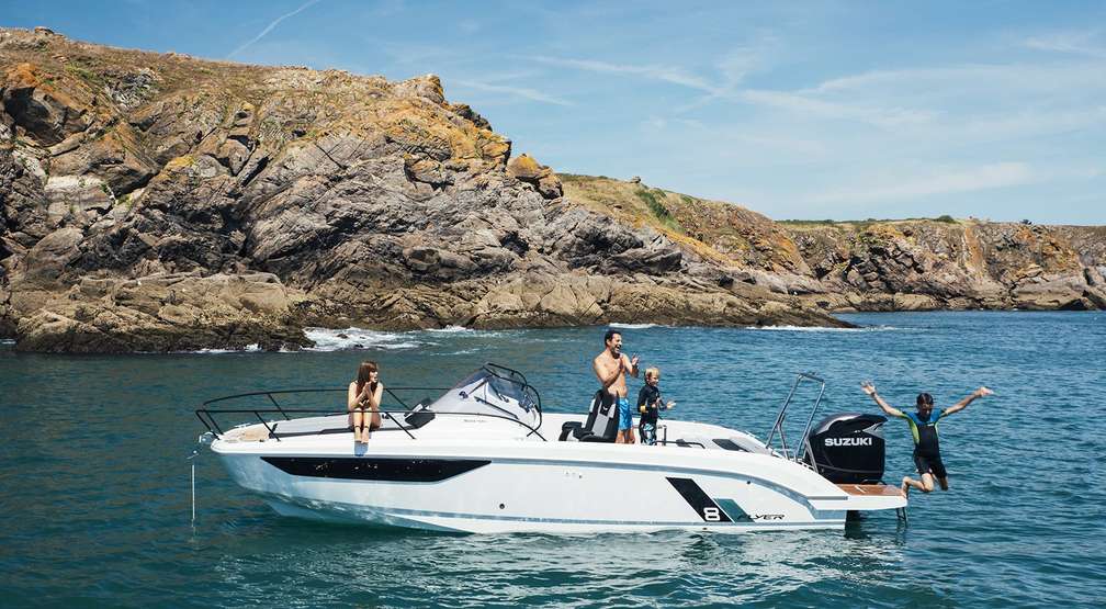 Flyer 8 Sundeck