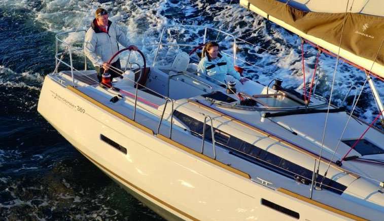 Sun Odyssey 389