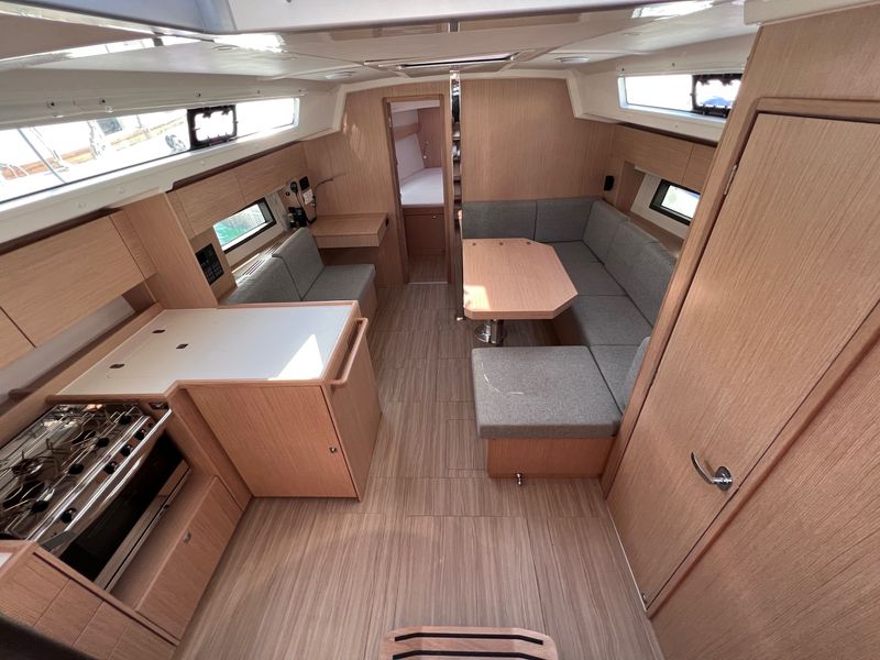 Bavaria C42