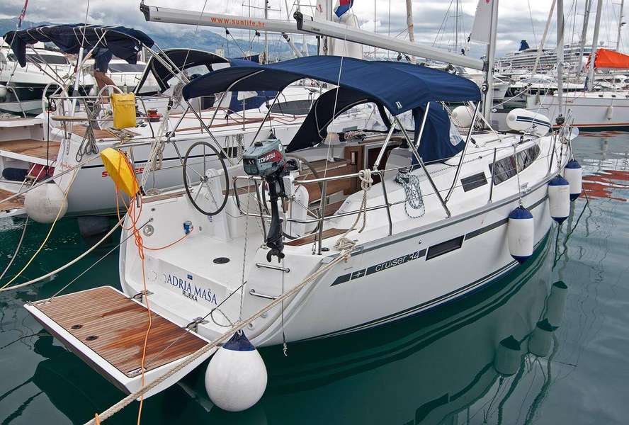 Bavaria Cruiser 34