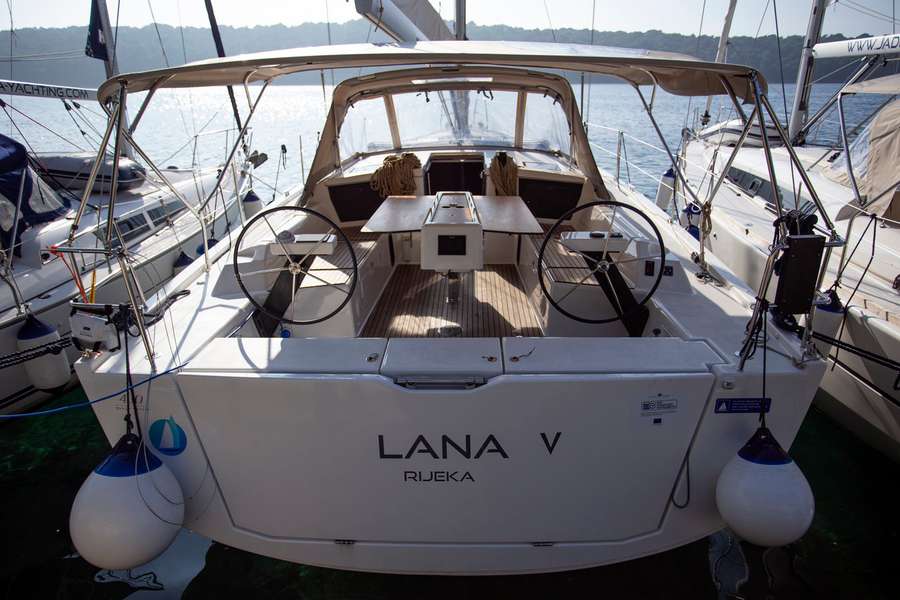 Dufour 430 Grand Large