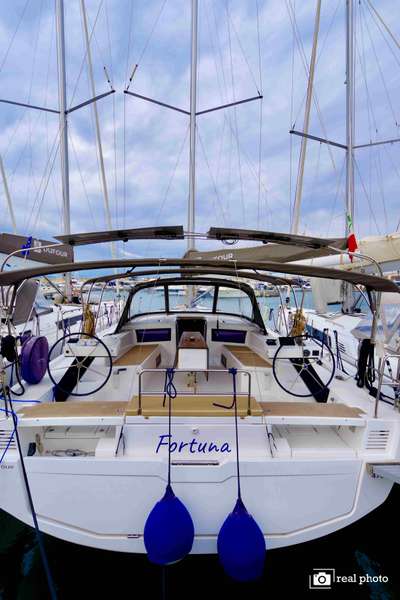 Dufour 470