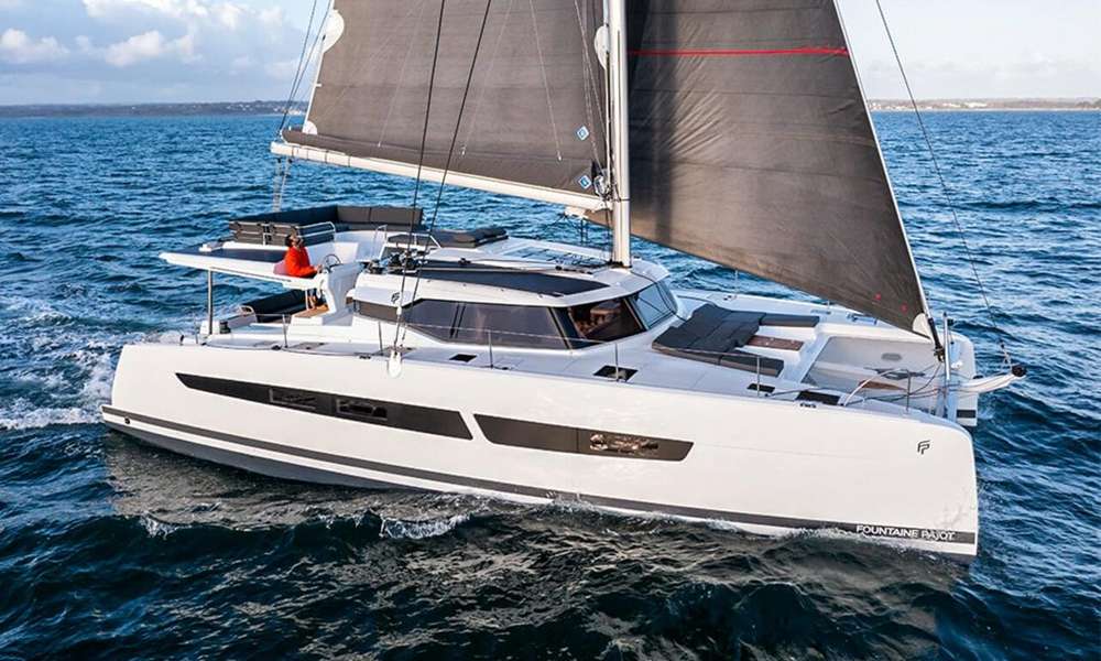 Wynajmij Aura 51 (2023)