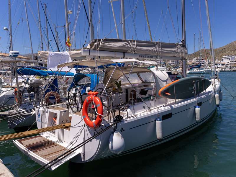 Hanse 415