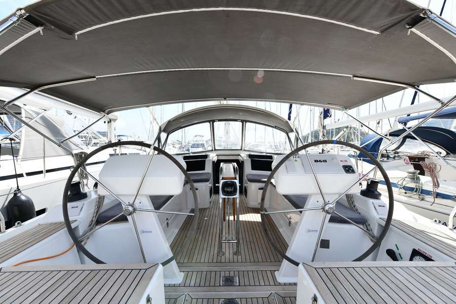 Hanse 458
