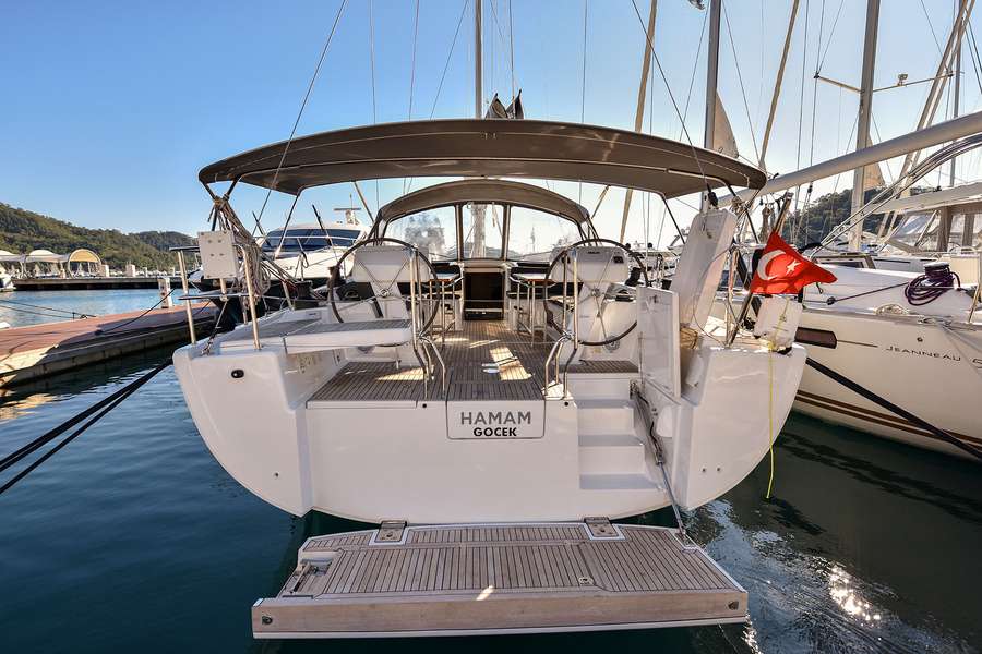 Hanse 508