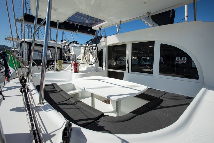 Lagoon 380