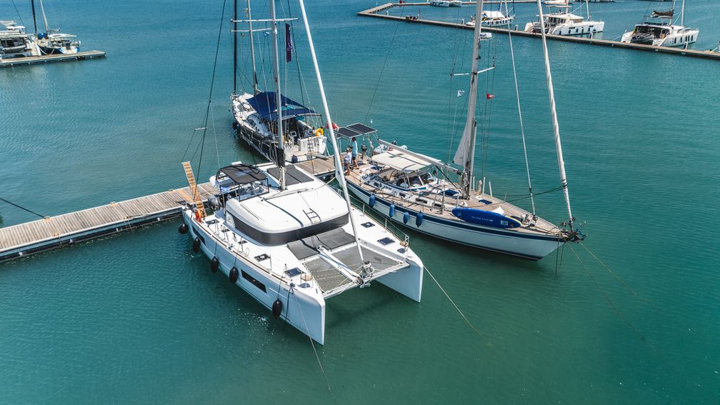 Lagoon 40