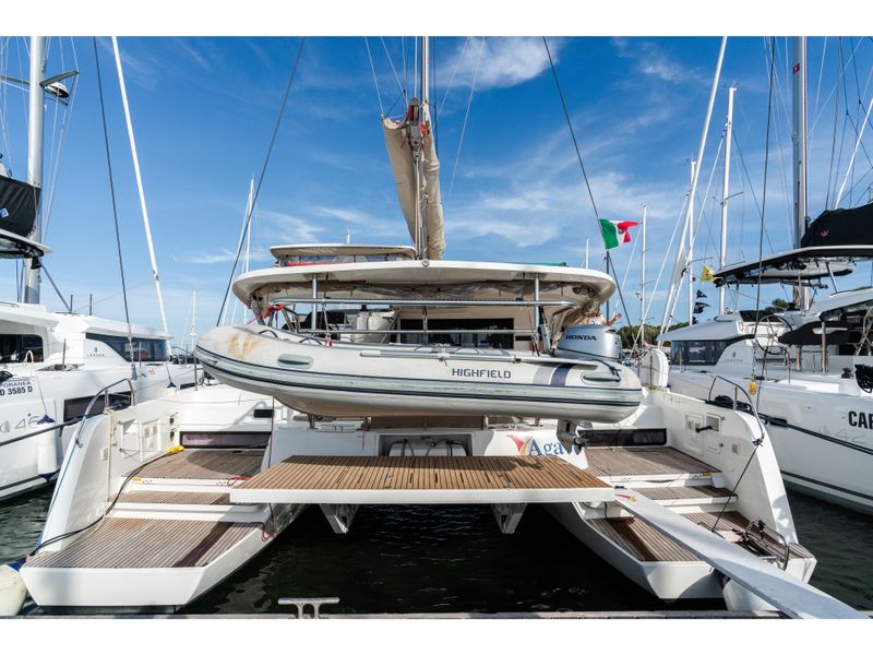 Lagoon 42