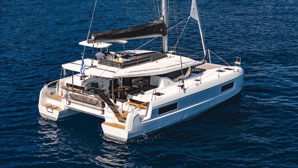 Lagoon 43