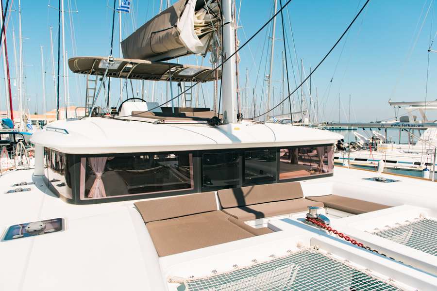 Lagoon 450 F