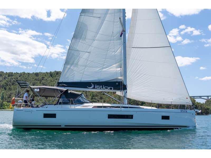 Oceanis 51.1