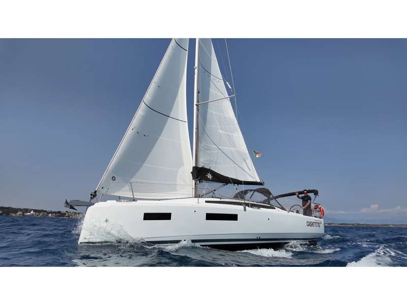 Sun Odyssey 350