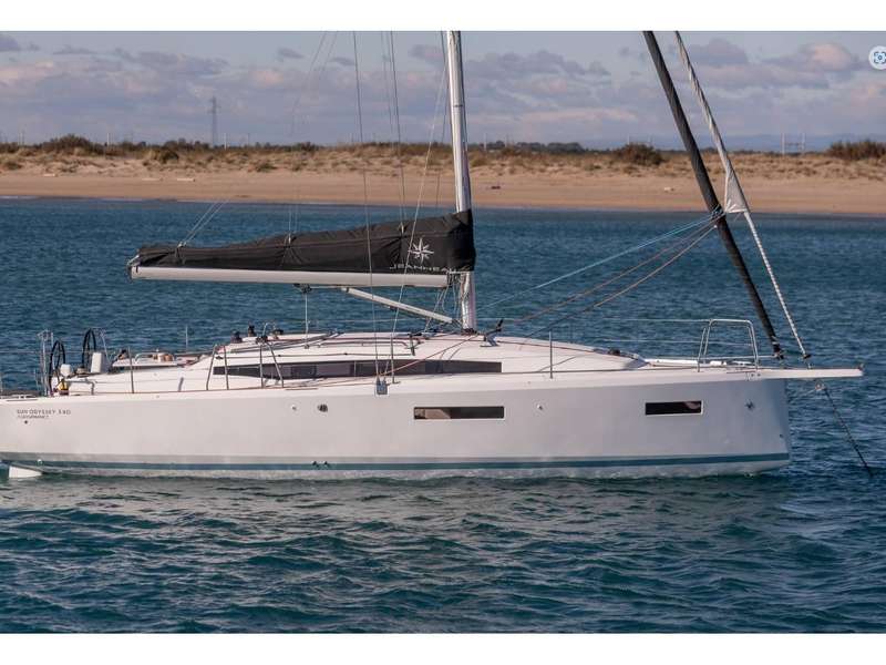 Sun Odyssey 380