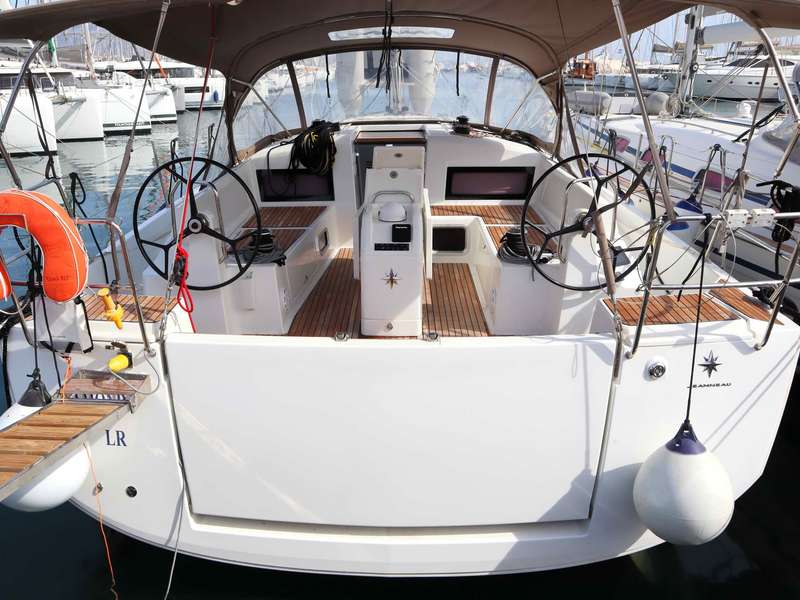 Sun Odyssey 440