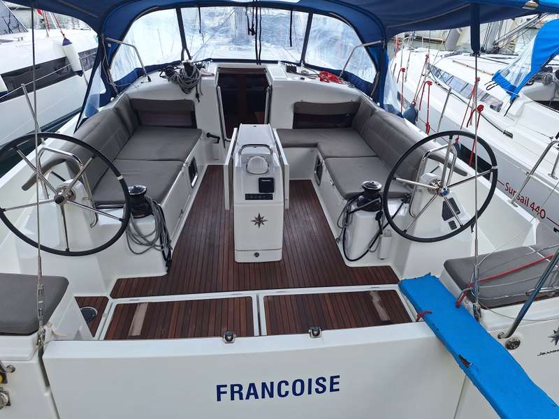 Sun Odyssey 490