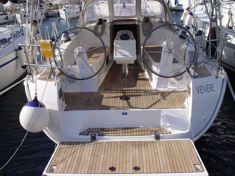 Bavaria Cruiser 37
