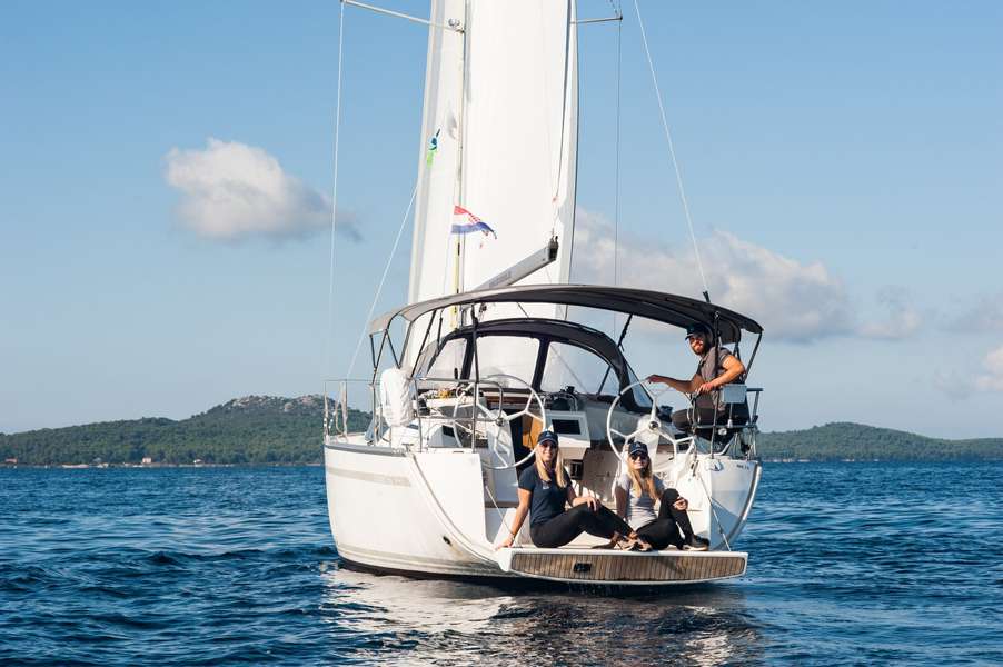 Bavaria Cruiser 34