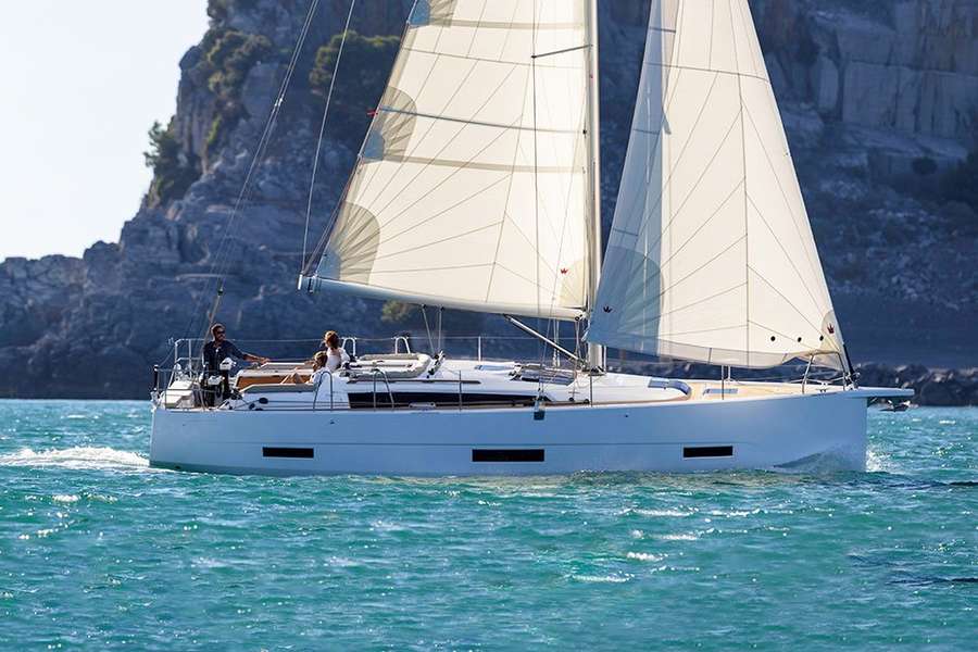 Dufour 390 Grand Large