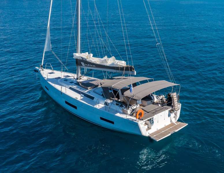 Dufour 530