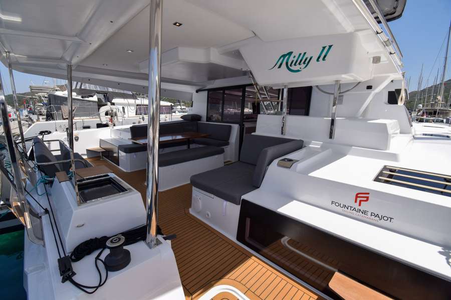 Elba 45
