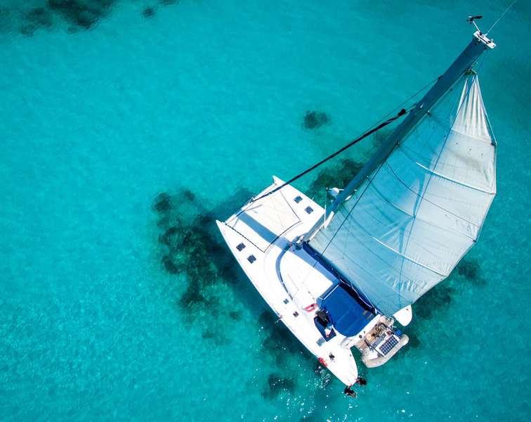 Lagoon 410