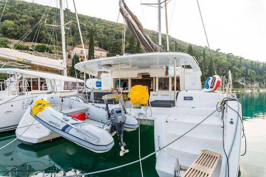 Lagoon 450 F
