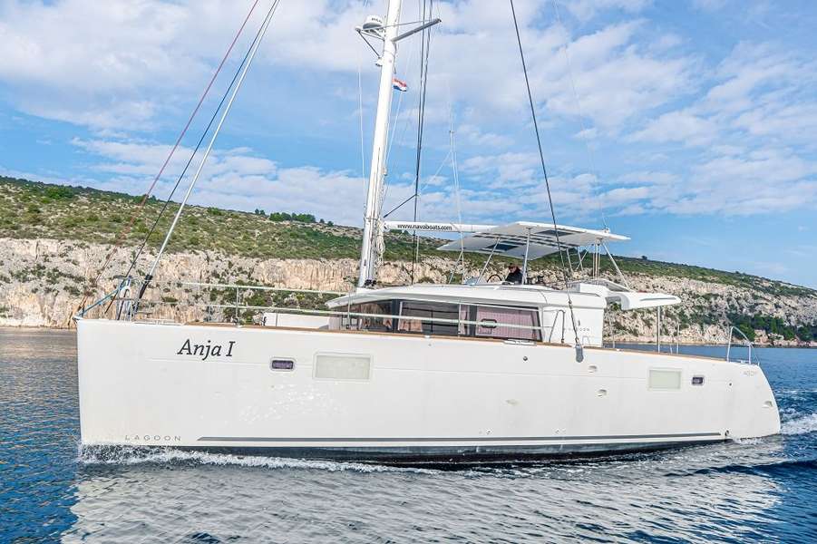 Lagoon 450 F