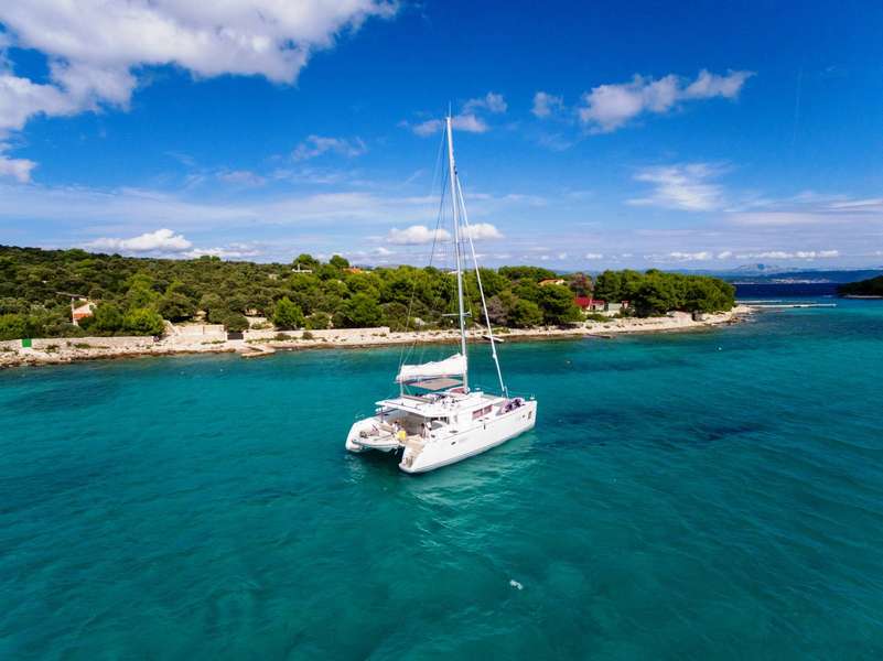 Lagoon 450 F
