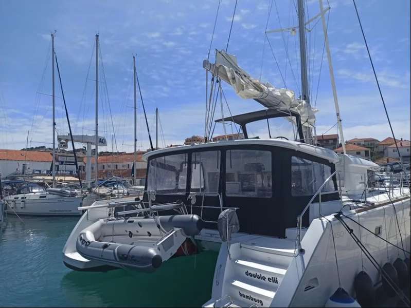 Lagoon 450 F