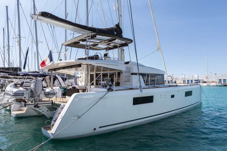 Lagoon 52 Fly