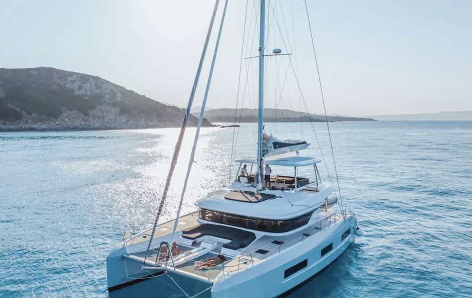 Alquiler Lagoon 55 (2022)