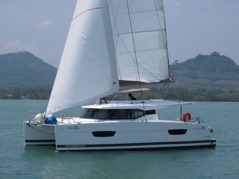 Lucia 40