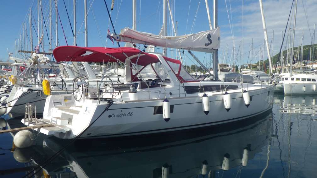 Oceanis 48