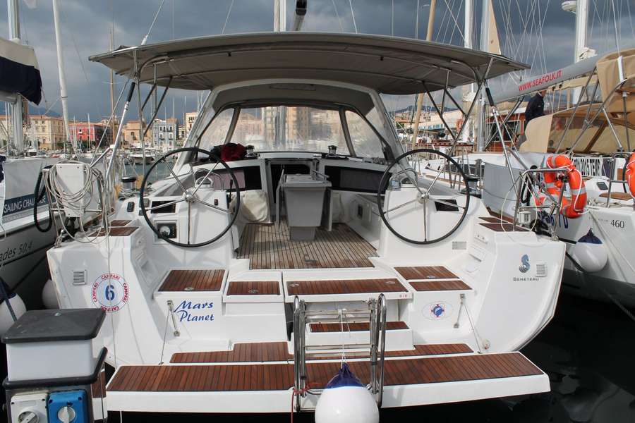 Oceanis 48