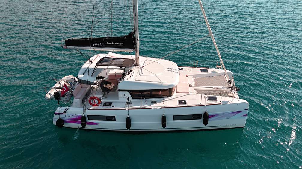 Lagoon 40